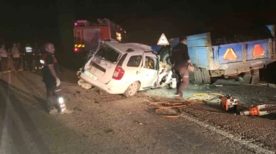 Paramparça olan otomobilde hayatını kaybetti