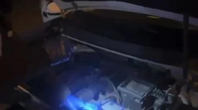 Arama yapılan araçtan 5 ruhsatsız tabanca çıktı