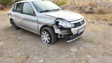 Bariyere çarpan otomobilde bulunan 4 kişi yaralandı