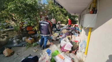 Karabük'te çöp evden iki kamyon çöp çıktı