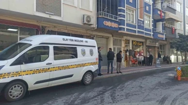 Apartman boşluğundan motosiklet çalındı