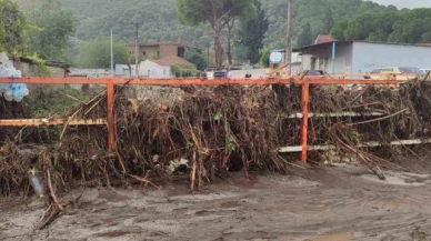 Sel felaketinde 1 ölü, 6 kayıp!