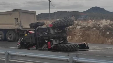 Tır traktöre çarptı: 2 ölü, 1 yaralı
