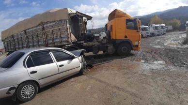 Tırla otomobil çarpıştı: 1 yaralı