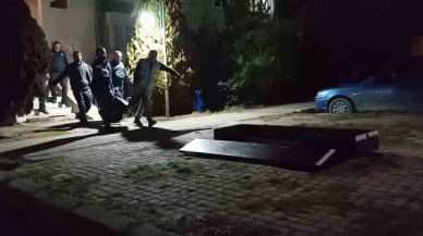 Tartıştığı arkadaşını bıçaklayarak öldürdü