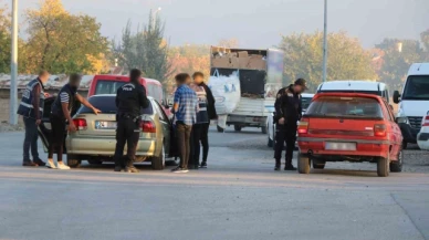 Toplam 9 yıl 10 ay hapis cezası olan 3 kişi yakalandı