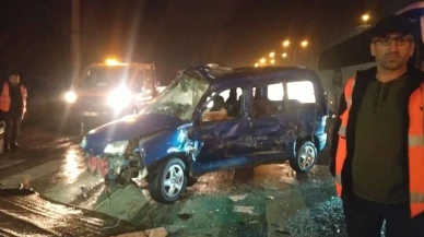 Yolcu otobüsüyle çarpışan ticari araç sürücü ağır yaralandı
