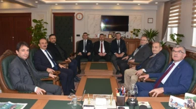 Başkan Adayı Uyanık, Ziyaretlerine Devam Ediyor