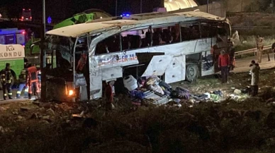 Yolcu otobüsü devrildi: 9 ölü, 28 yaralı