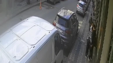 2 çocuk, 3 öğrenciyi gasp etmeye çalıştı: O anlar kamerada