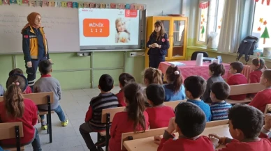 Amasya’da Çocuklara “Yaşama Yol Ver” Projesi Anlatıldı