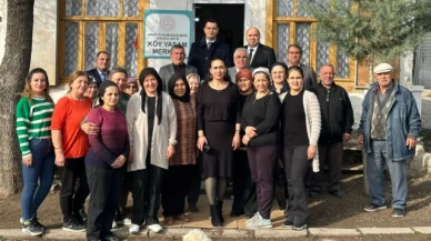 Büyükkaymakcı'dan Kursiyerlere Dikiş Makinesi