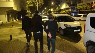 Çalmak istediği ayakkabının içinde evin anahtarını gören hırsız hedef büyüttü