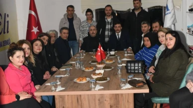 Çelik: ‘Dosteli Derneği, vatandaşlarımızın yarasına merhem oluyor’