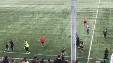 Futbolcular maçı bırakıp kavgaya tutuştu