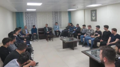 Güldoğan, Öğrencilerle Bir Araya Geldi