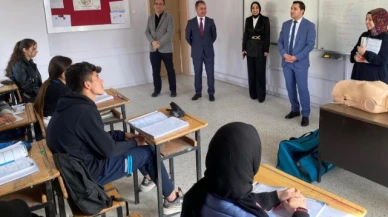 Kartal, Öğrencilerin Durumu Hakkında Bilgi Aldı