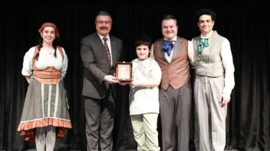 Merzifonlu Oyuncular Seyirciyle Buluştu