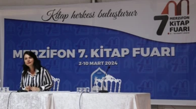 Açelya Akkoyun, Merzifon'da Kitapseverlerle Buluştu