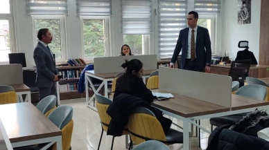 Büyükkaymakcı'dan İlçe Halk Kütüphanesine Ziyaret