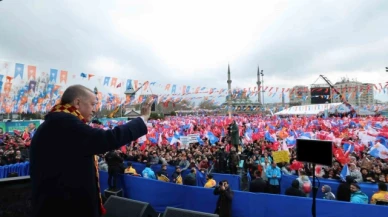 Cumhurbaşkanı Erdoğan: "Kamu bankalarımız emeklilerin komisyon ödemesini 8 bin TL ile 12 bin TL olarak belirledi"