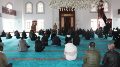 Doç. Dr. Abdulhamit Budak Akademik Vaaz Verdi
