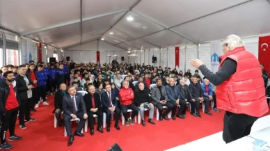 Erman Toroğlu Merzifon'da Sporseverlerle Buluştu