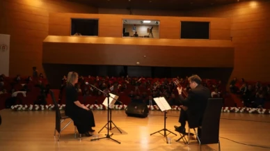Gitar Eşliğinde Türküler Konseri Düzenlendi