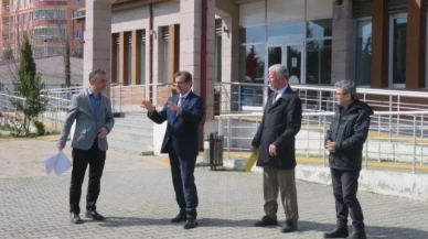 Güldoğan, Alanda İncelemelerde Bulundu