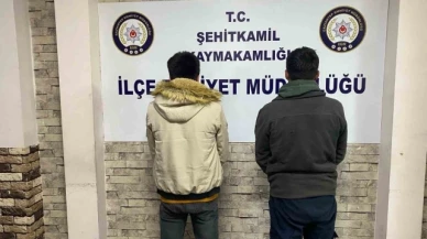 Hırsızlık suçundan aranan şahsın kimliğiyle oto hırsızlığı yapan 2 şüpheli yakalandı