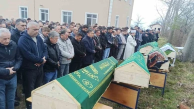 Kazada ölen 5 kişilik aile Samsun'da toprağa verildi