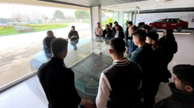 Öğrencilerden Türk Otomobil Fabrikasına Teknik Gezi