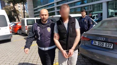 Silah çekerek şoförü araçtan indirip minibüsü gasp etti