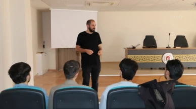 Tasavvufta Odaklanma Yöntemleri Söyleşisi Düzenlendi