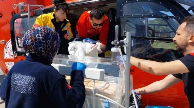 Ambulans helikopter yeni doğan bebek için zamanla yarıştı