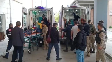 Bayram alışverişine giden köy servisi şarampole devrildi: 10 yaralı