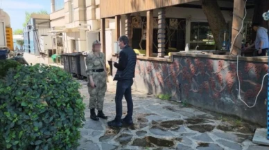 Jandarma üniforması ile GBT kontrolü yaparken polise yakalandı