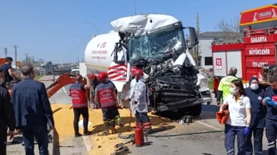 LPG yüklü tanker, park halindeki tahıl yüklü tıra çarptı: 1 ölü, 1 ağır yaralı