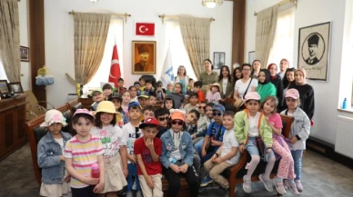 Öğrencilerden Belediyeye Ziyaret