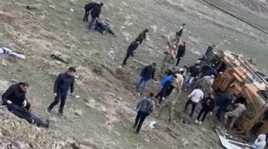 Van'da askeri araç kaza yaptı: 6 yaralı