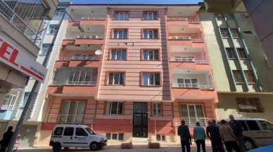 4. kattan park halindeki otomobilin üzerine düşen kadın hayatını kaybetti