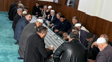 Akşemsettin Camii'nde Sabah Namazı Buluşması
