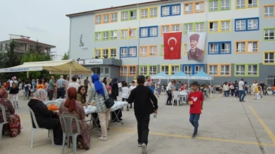 Atatürk İlkokulu Kermes Düzenledi