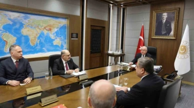 Bakan Güler, kuvvet ve birlik komutanlarıyla toplantı yaptı