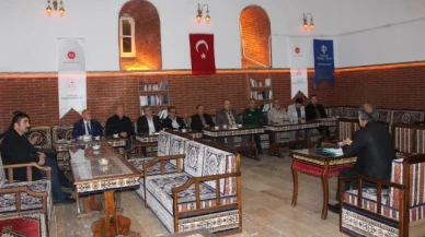 Şehir ve Kültür Akademisi'nin Konuğu Hakverdioğlu Oldu