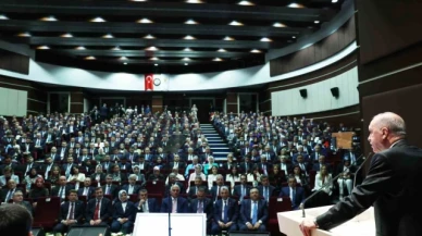 Cumhurbaşkanı Erdoğan: "Halkla araya mesafe koymanın bizim siyaset geleneğimizde yeri yoktur"