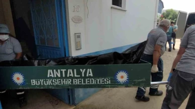 Ev sahibinin fark ettiği koku, kiracının ölümünü ortaya çıkardı
