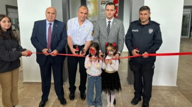 ''Gazze'de Çocuk Olmak'' Adlı Serginin Açılışı Yapıldı