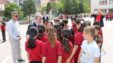Geleneksel Çocuk Oyunları Okul Bahçelerinde Yaşıyor