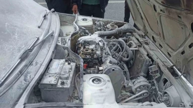 Hareket halindeki otomobilde yangın çıktı